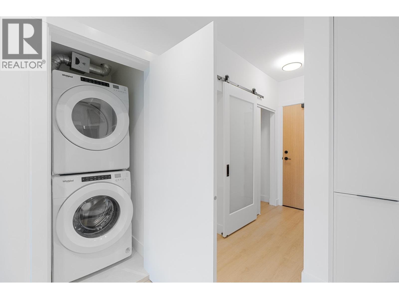 513 3075 MURRAY STREET, Port Moody