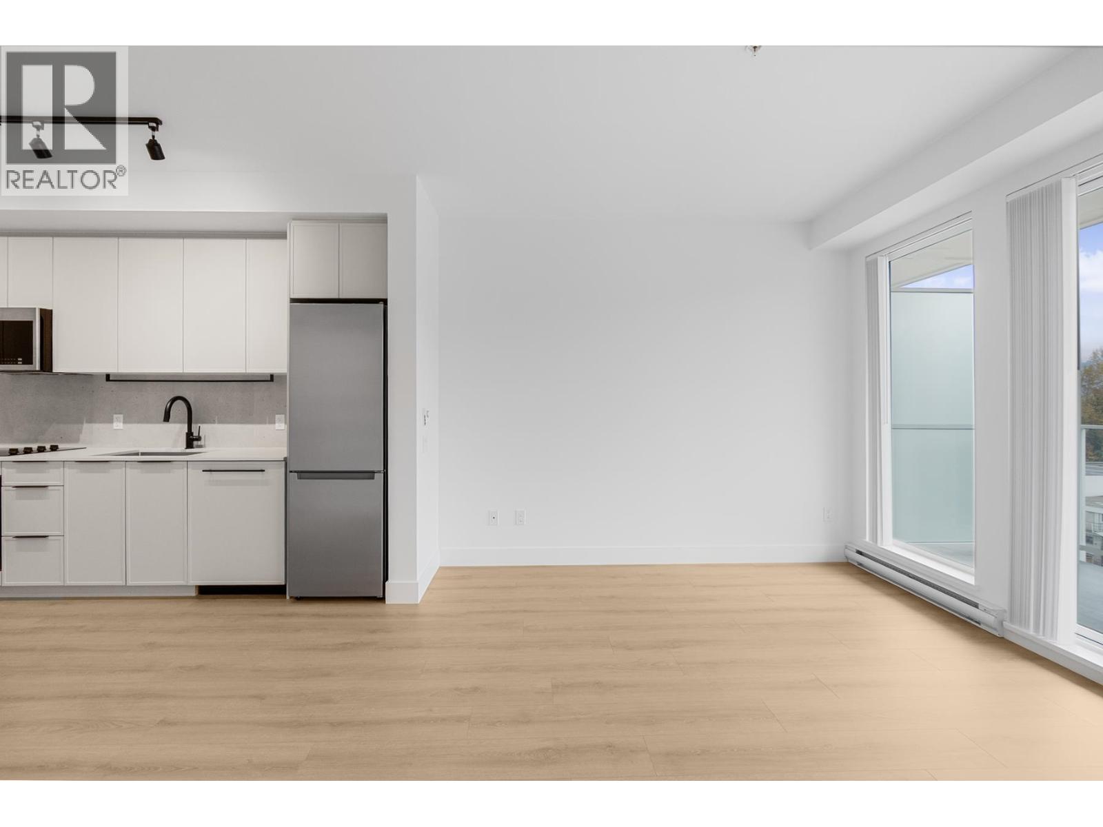 513 3075 MURRAY STREET, Port Moody