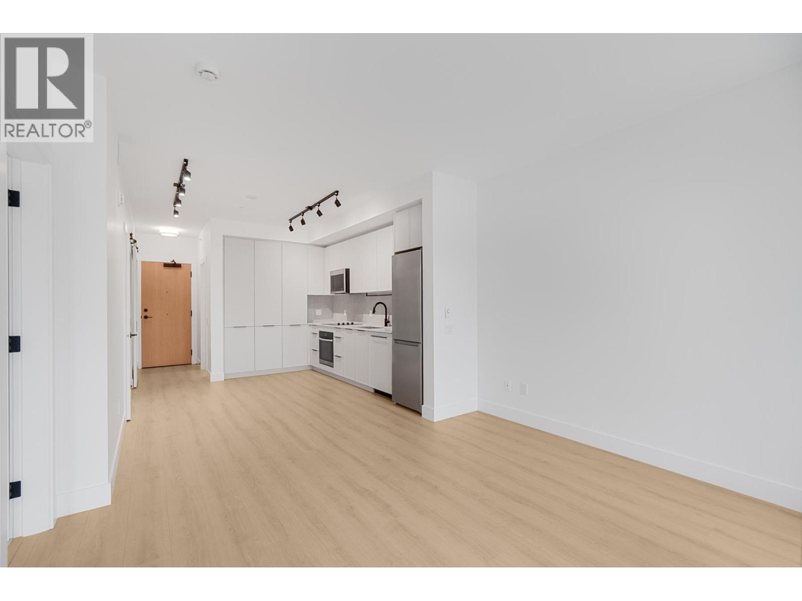 513 3075 MURRAY STREET, Port Moody