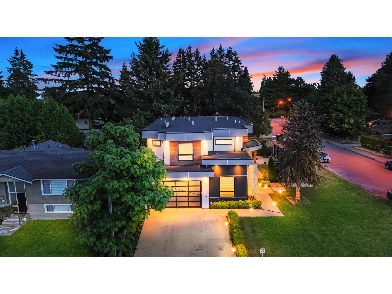 1440 MAPLE STREET, White Rock
