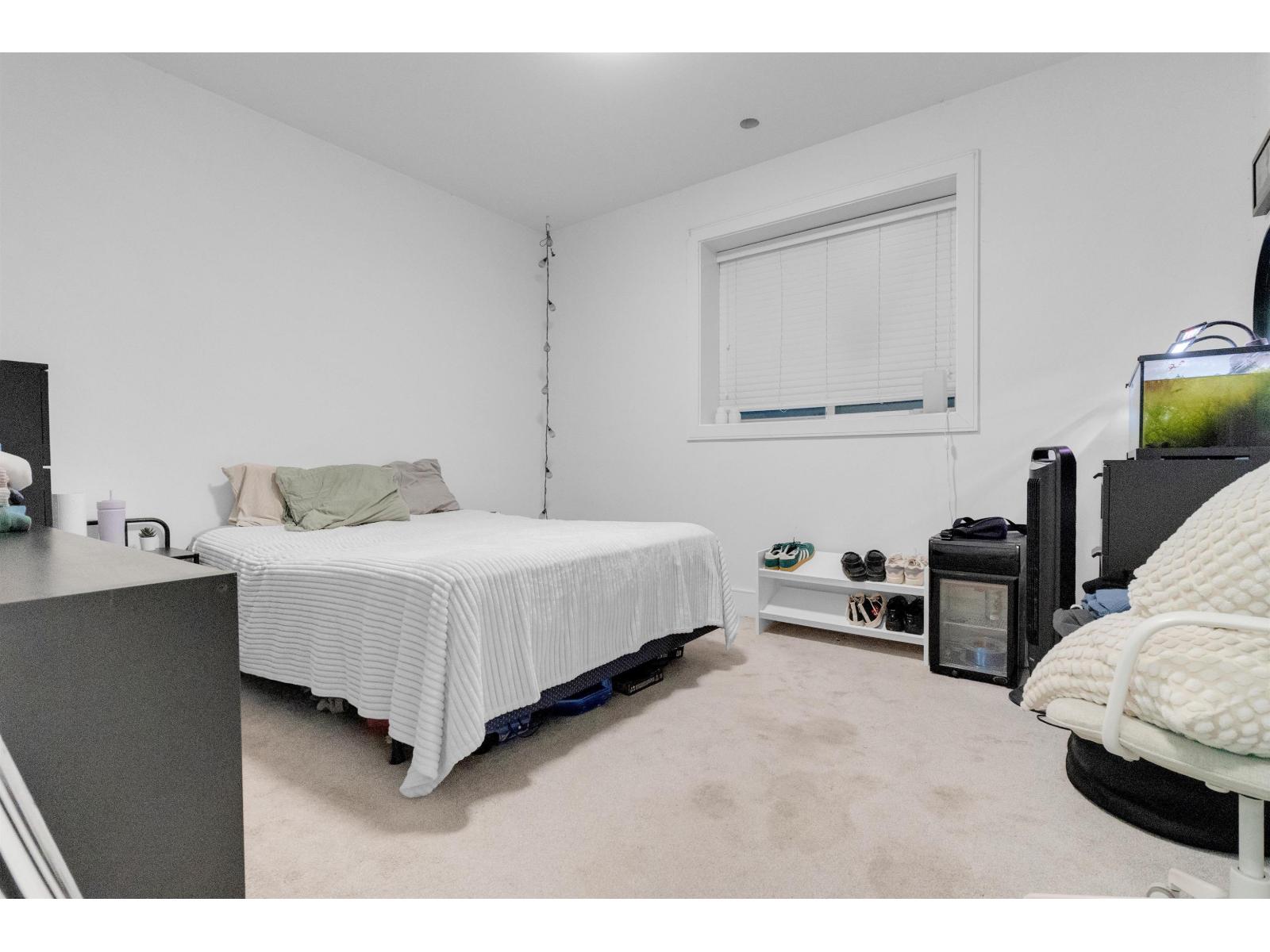 1440 MAPLE STREET, White Rock