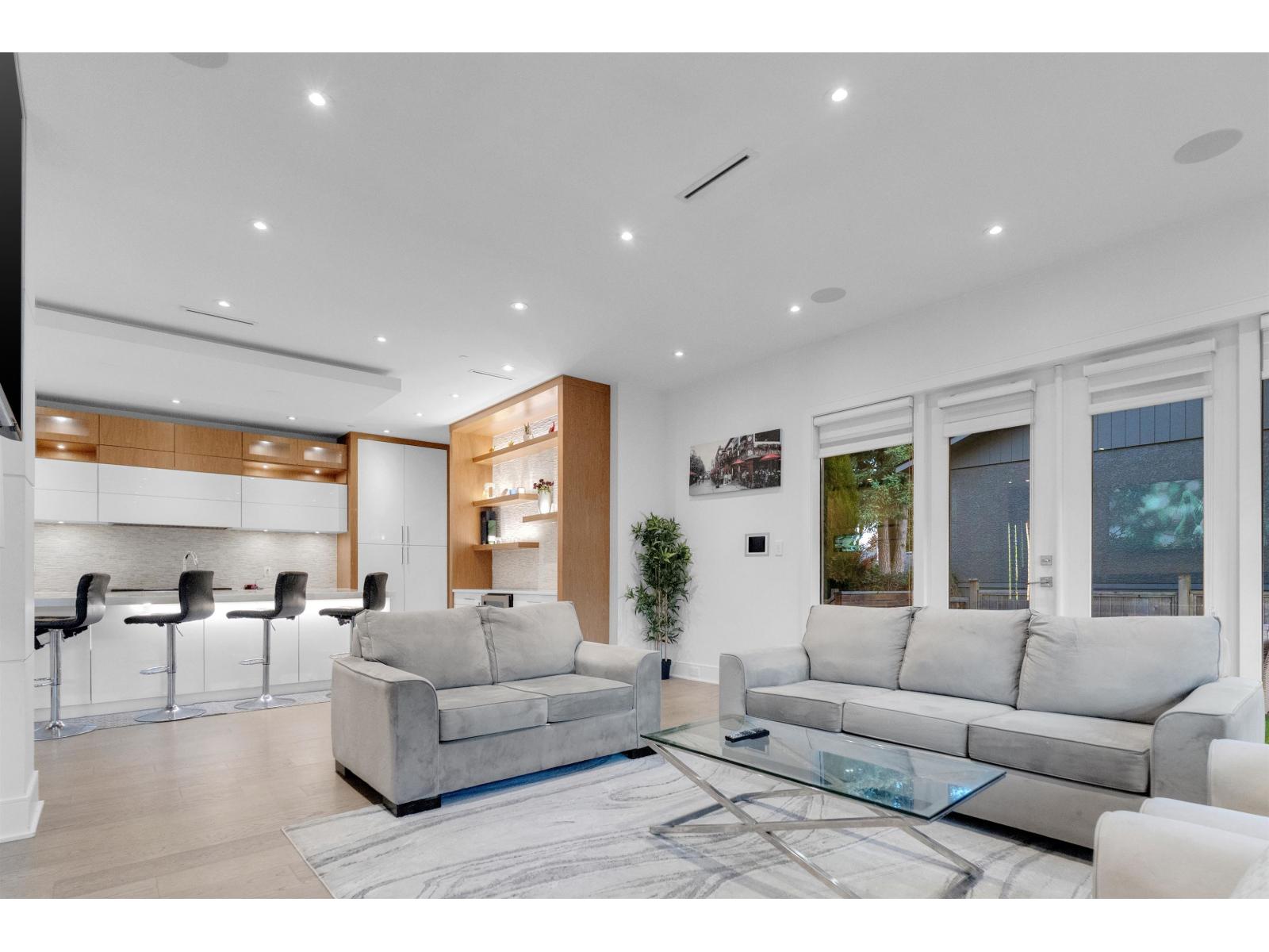 1440 MAPLE STREET, White Rock