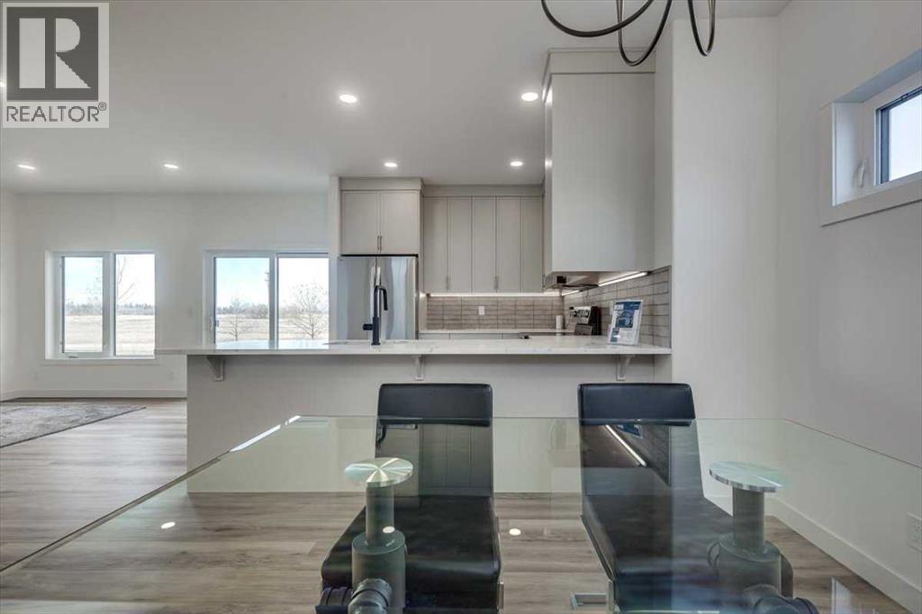 Single Family House Bi-level for Sale in  Emmett Crescent Evergreen Red Deer 