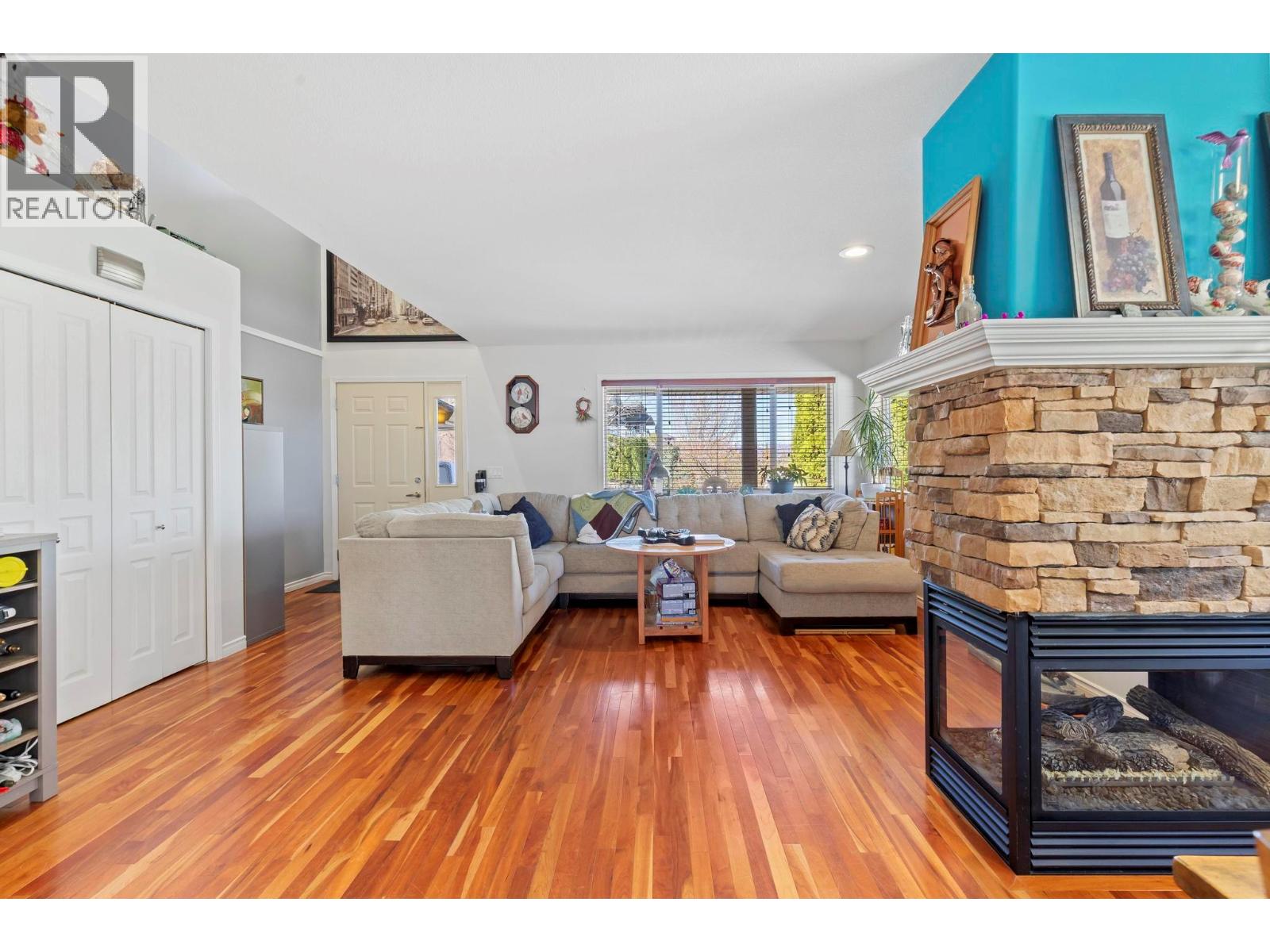  4945 South Ridge Drive, Kelowna