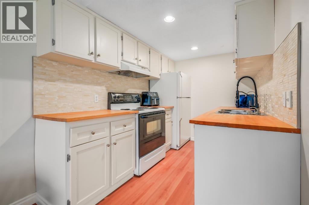 Single Family House for Sale in   Brookpark Drive SW Braeside Calgary 