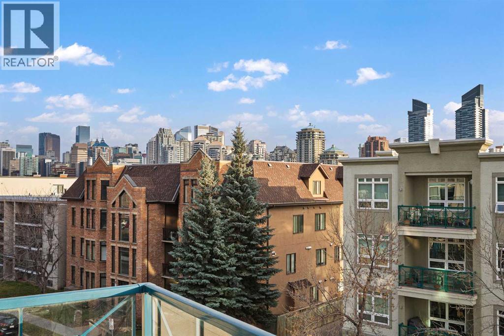 Single Family House for Sale in    Street NW Hillhurst Calgary 