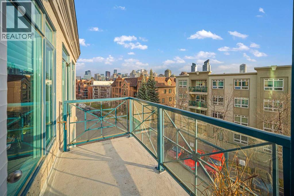 Single Family House for Sale in    Street NW Hillhurst Calgary 