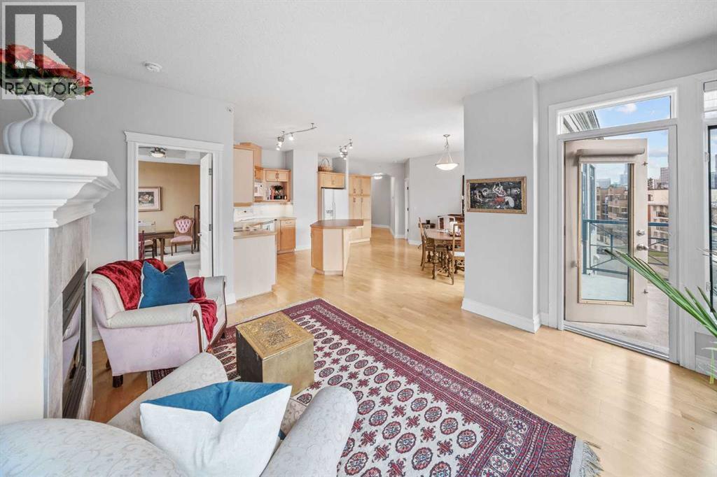 Single Family House for Sale in    Street NW Hillhurst Calgary 