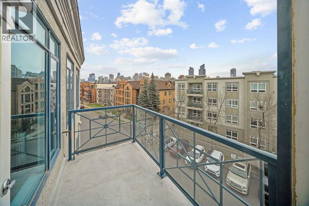 Single Family House for Sale in    Street NW Hillhurst Calgary 