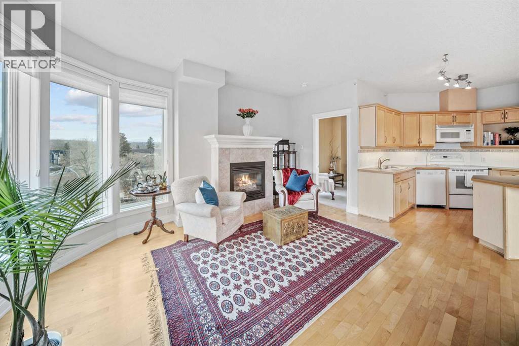 Single Family House for Sale in    Street NW Hillhurst Calgary 