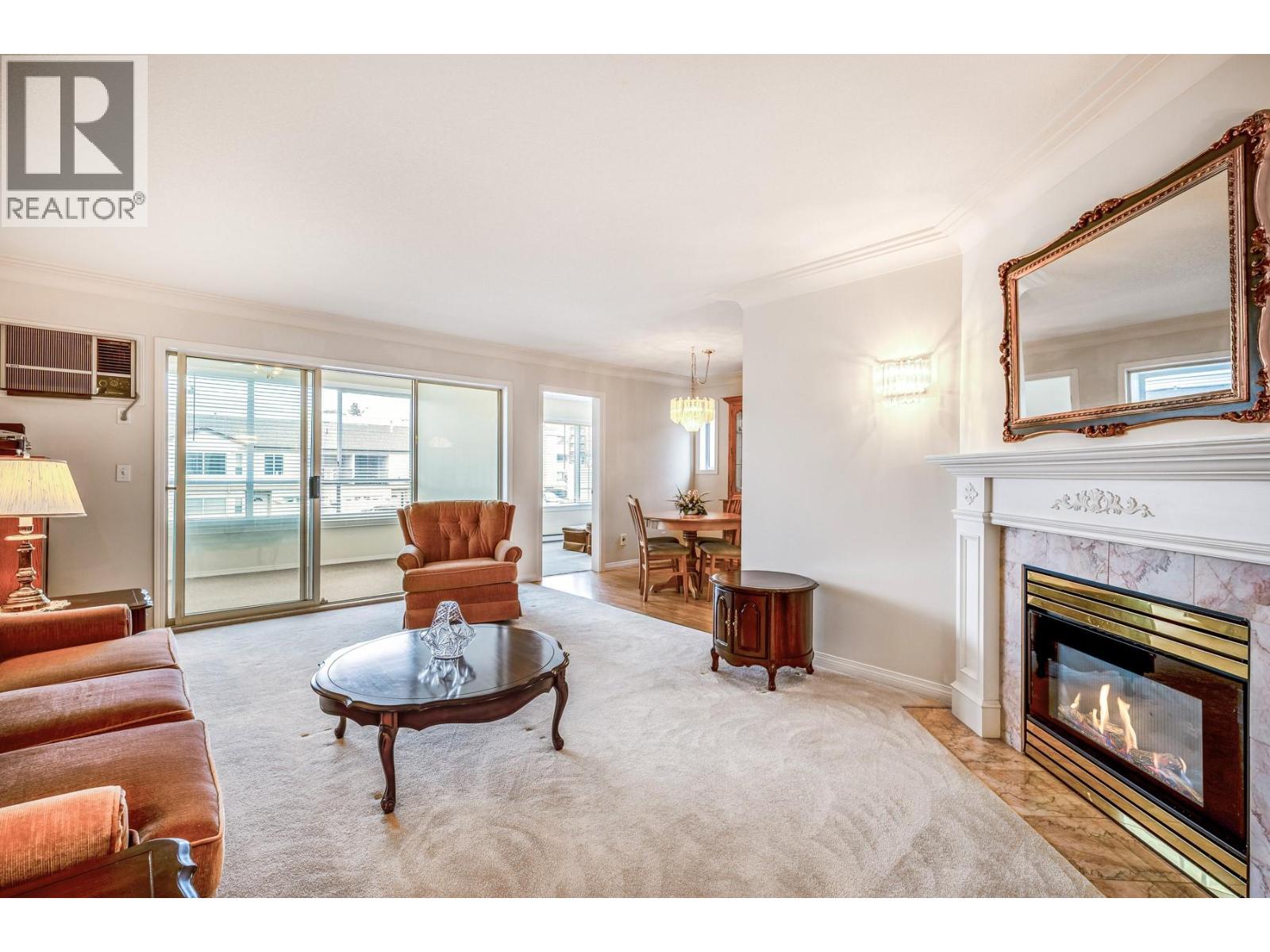 102 1055 Lawrence Avenue, Kelowna