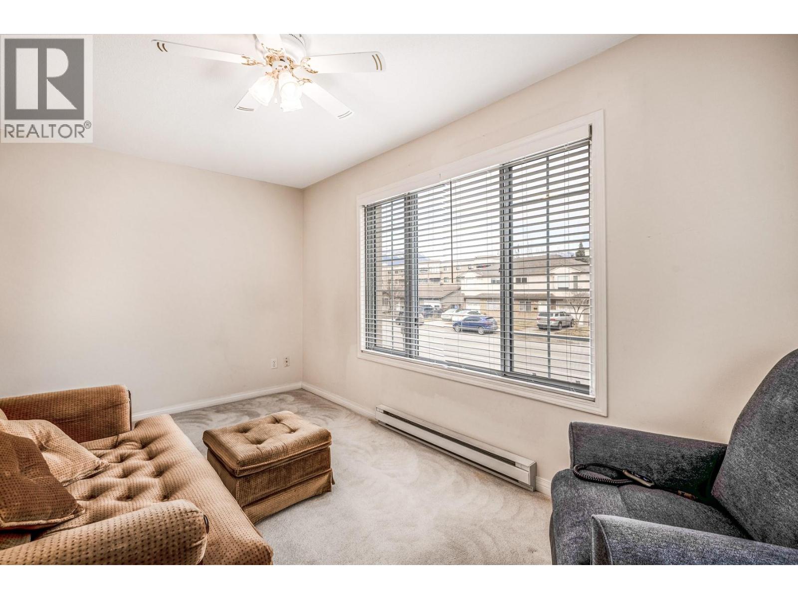 102 1055 Lawrence Avenue, Kelowna