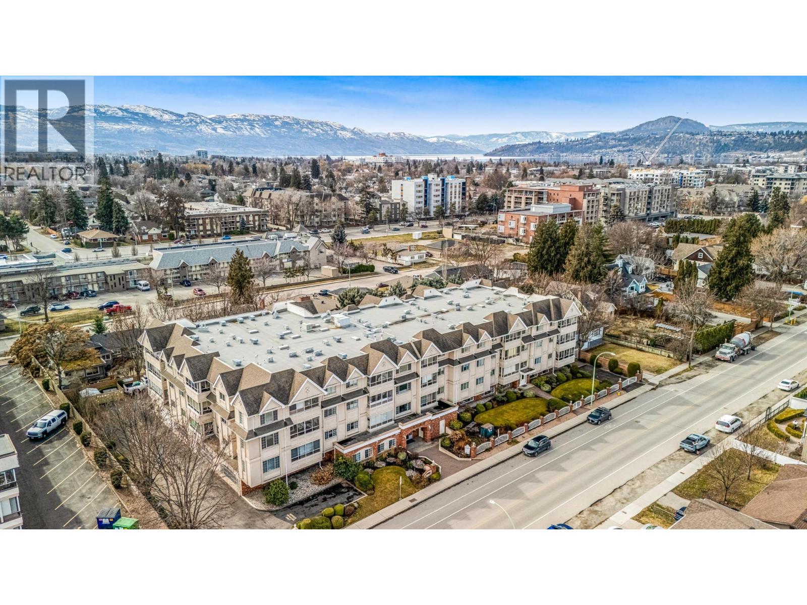 102 1055 Lawrence Avenue, Kelowna