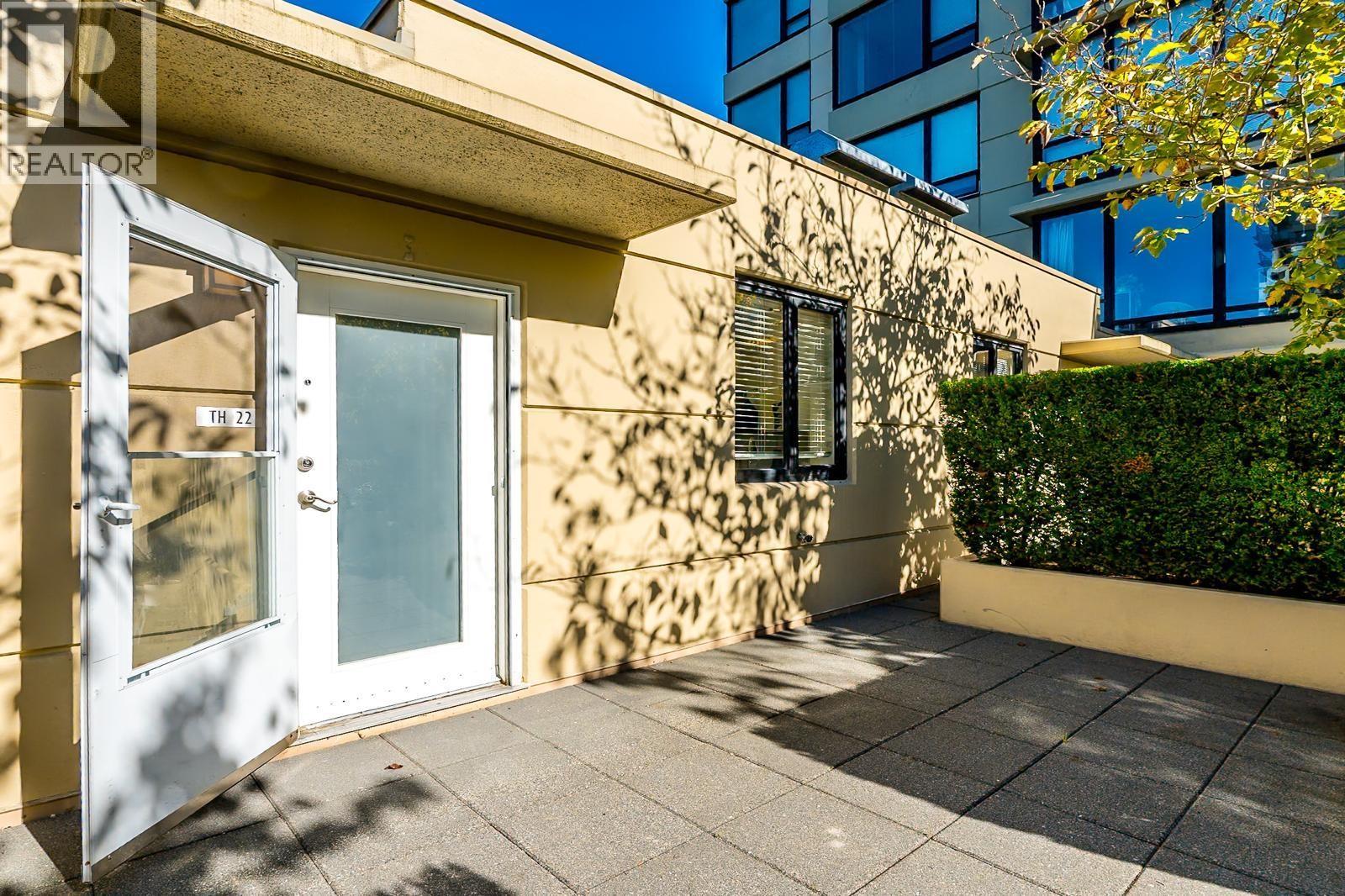 22 6233 KATSURA STREET, Richmond