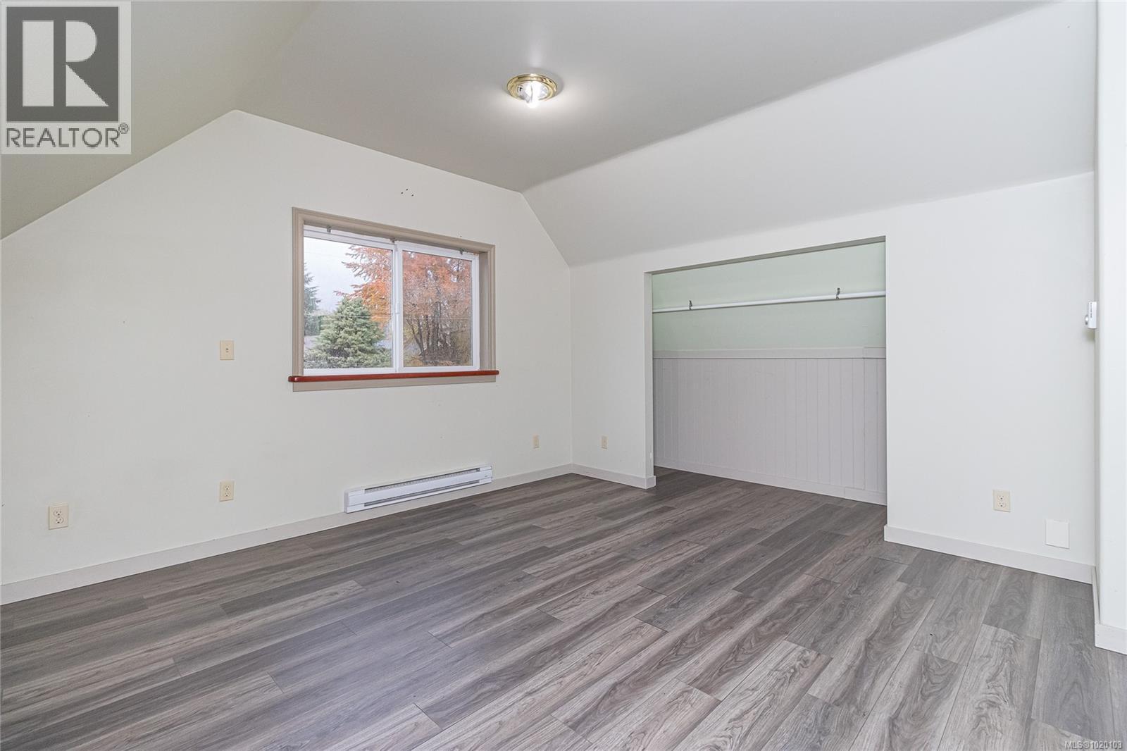 84 Lakeview Ave, Lake Cowichan