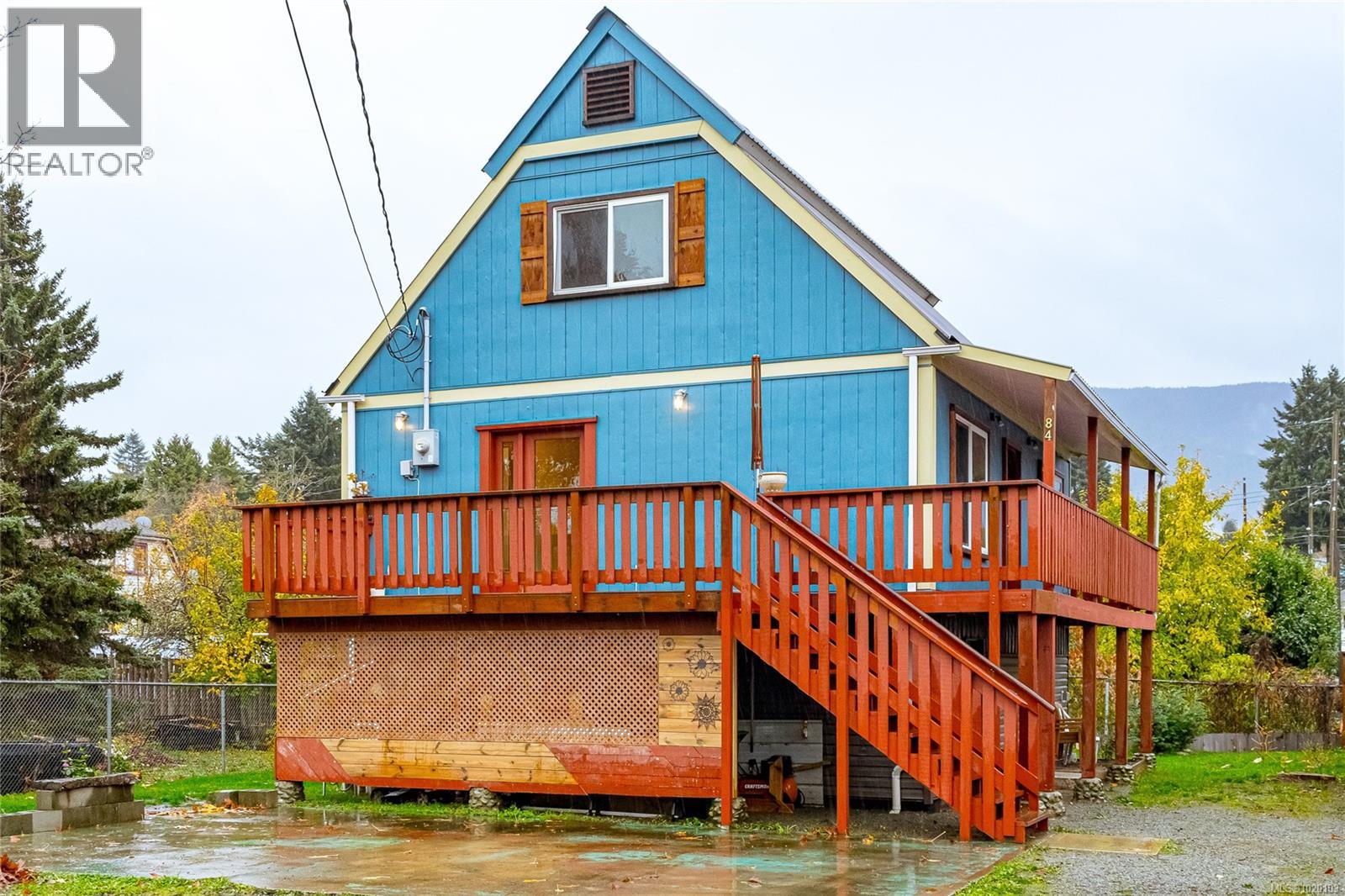 84 Lakeview Ave, Lake Cowichan