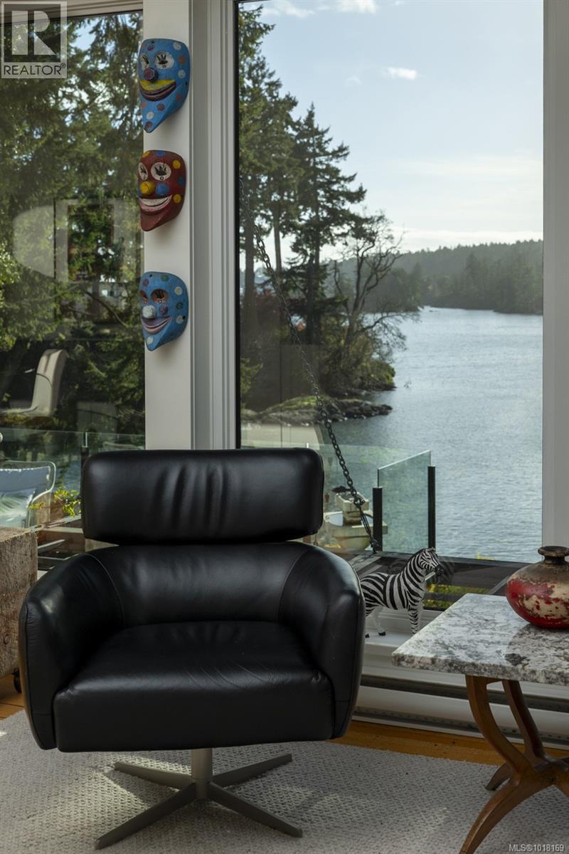 41 Tovey Cres, View Royal