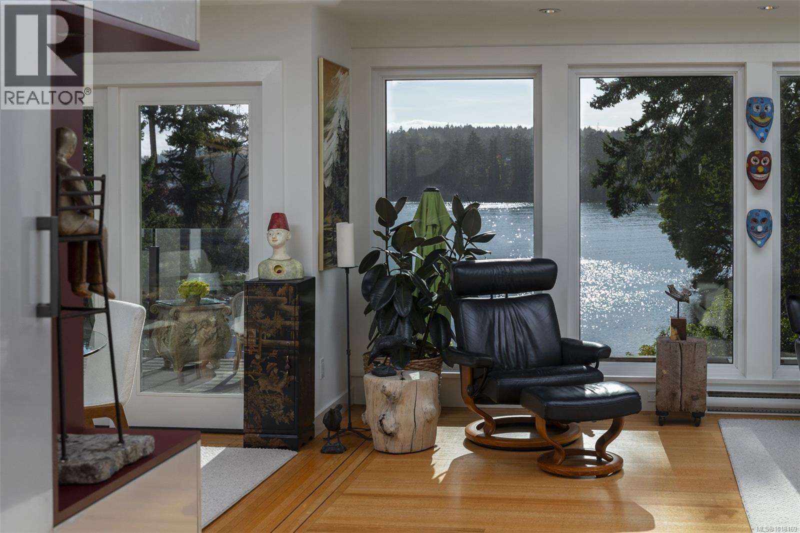 41 Tovey Cres, View Royal