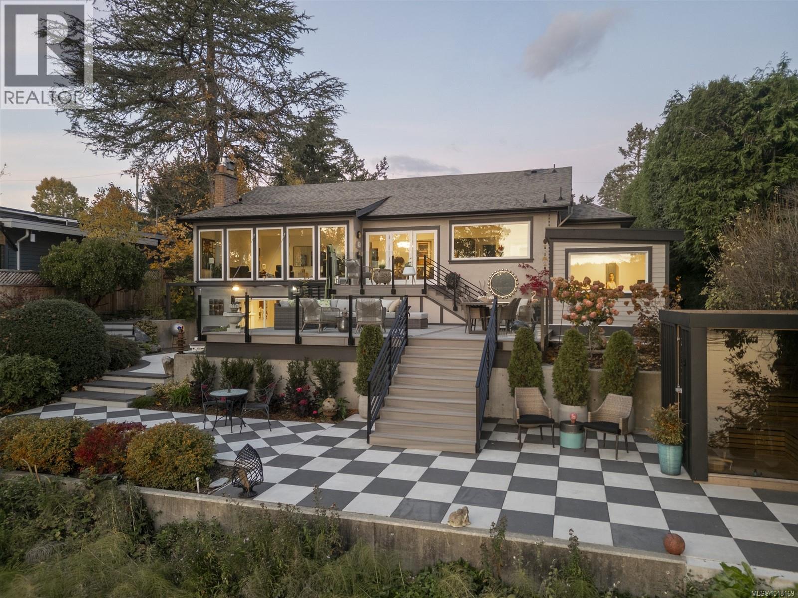 41 Tovey Cres, View Royal