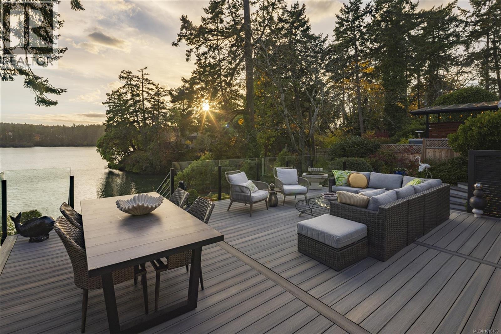 41 Tovey Cres, View Royal