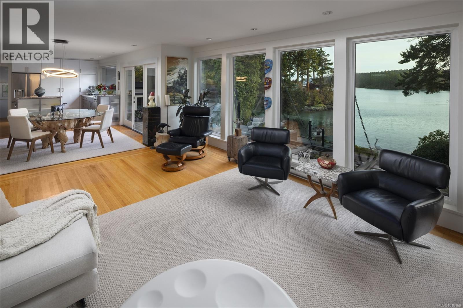 41 Tovey Cres, View Royal