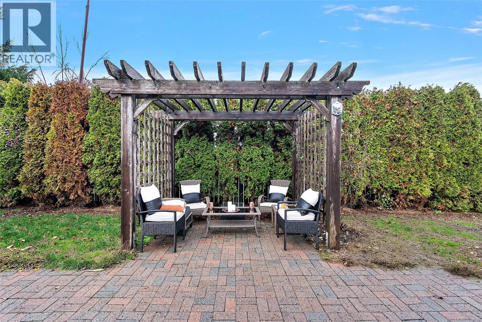 2883 Sequoia Way, Chemainus