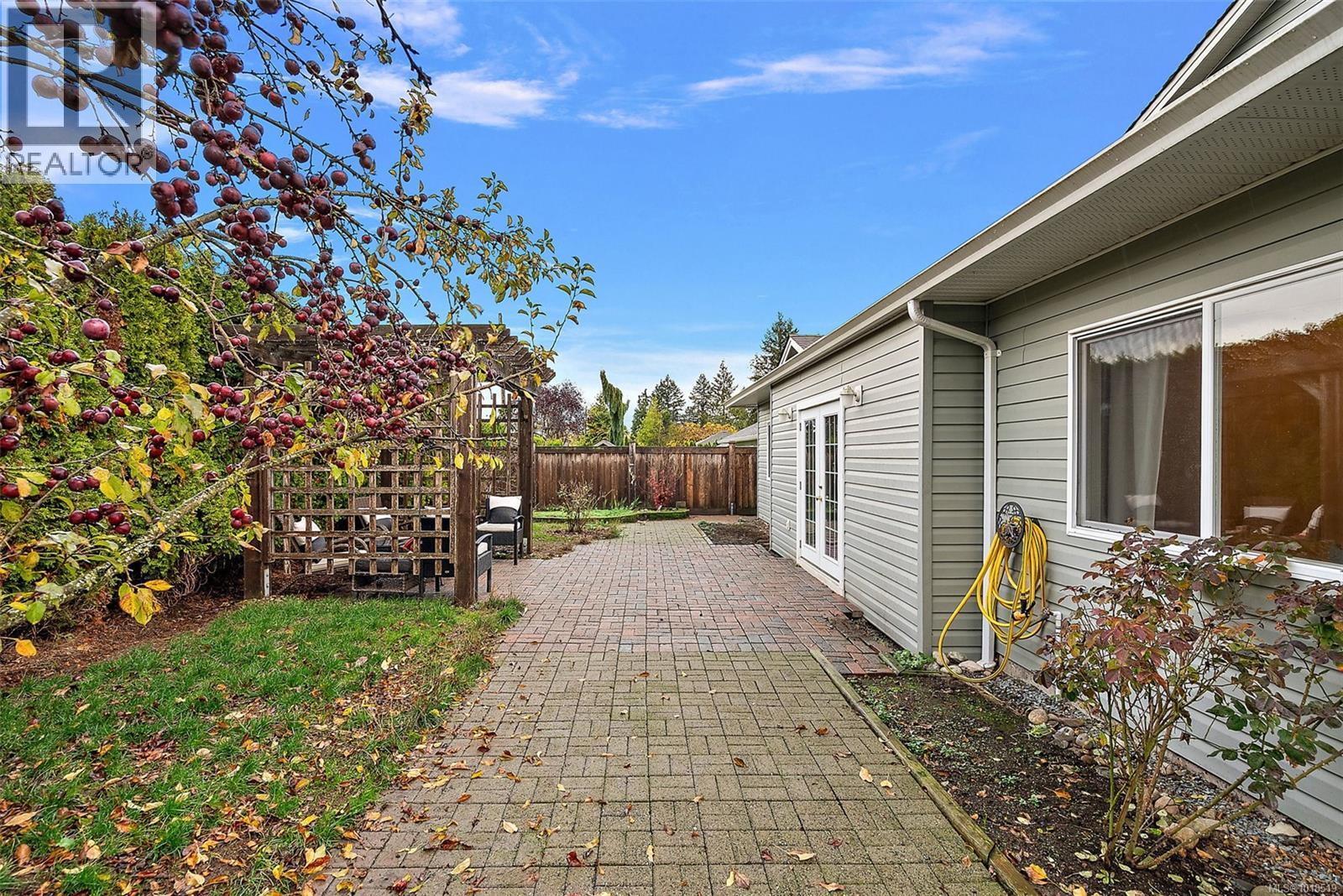 2883 Sequoia Way, Chemainus