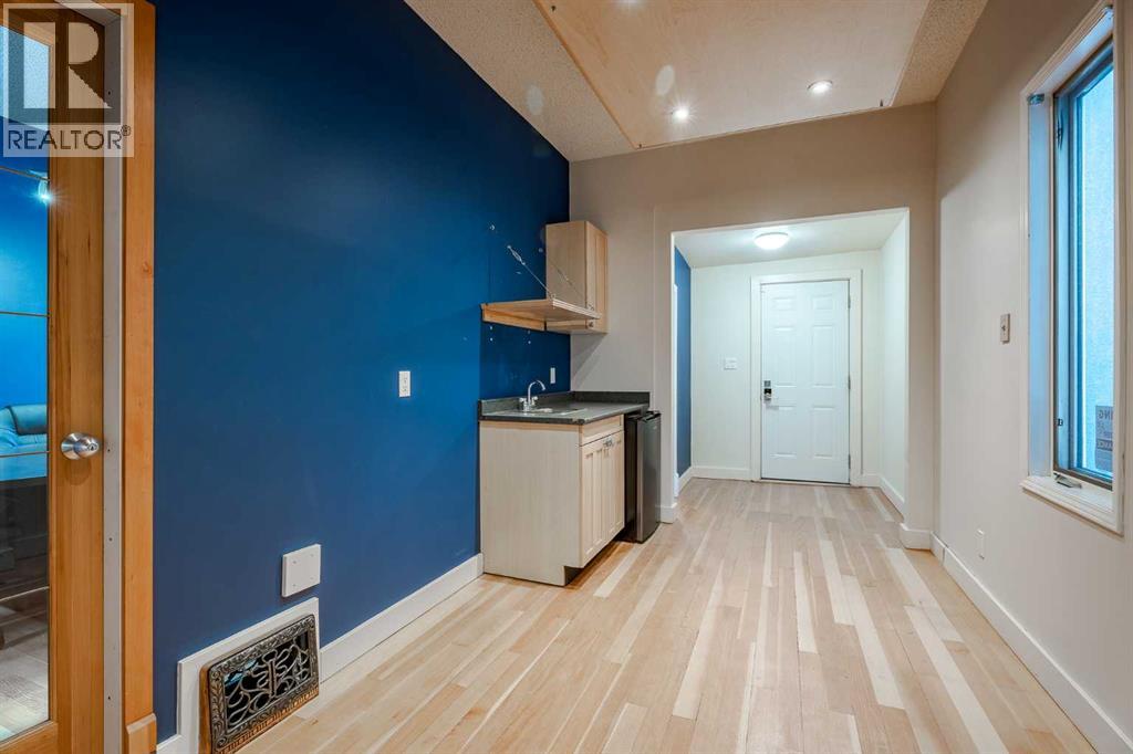 Office for Sale in   Avenue SW Sunalta Calgary 