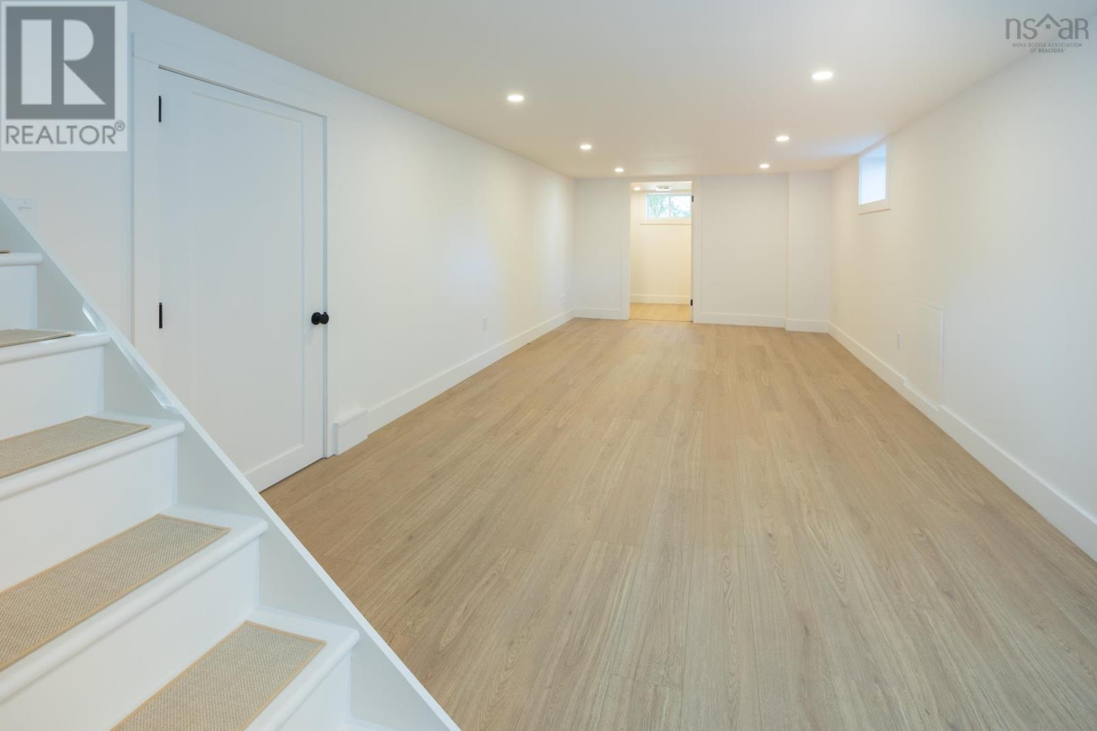 Property 40 of 47 of 19 Cumberland Street