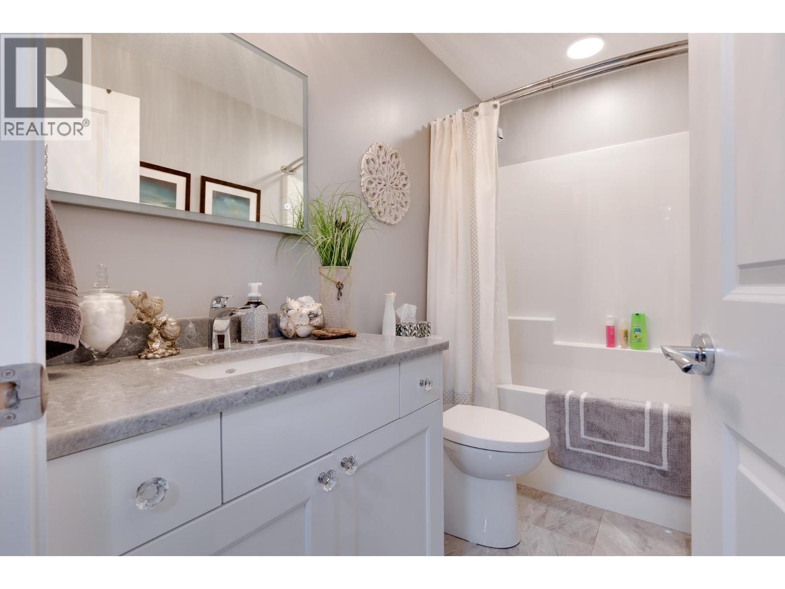 8458 WESTCREST DRIVE, Prince George