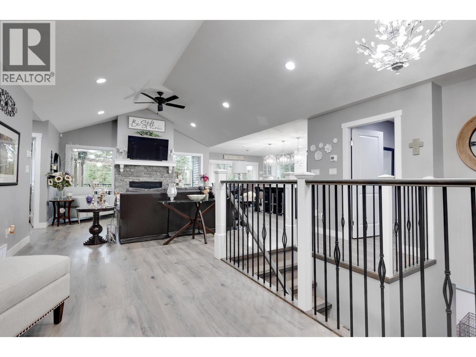 8458 WESTCREST DRIVE, Prince George