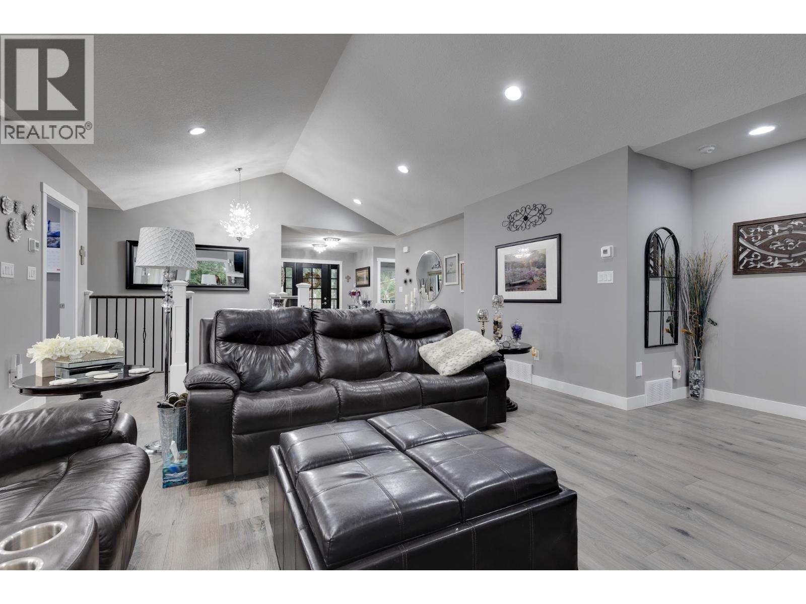 8458 WESTCREST DRIVE, Prince George