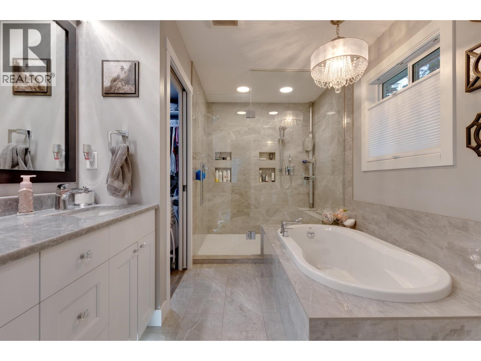 8458 WESTCREST DRIVE, Prince George