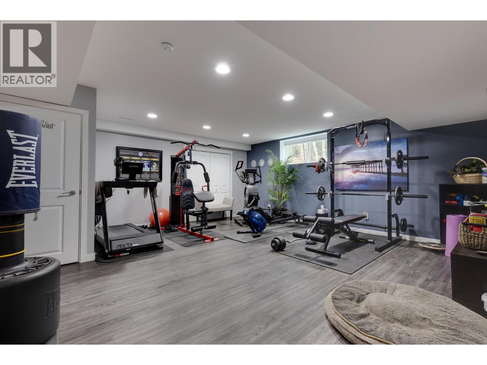 8458 WESTCREST DRIVE, Prince George