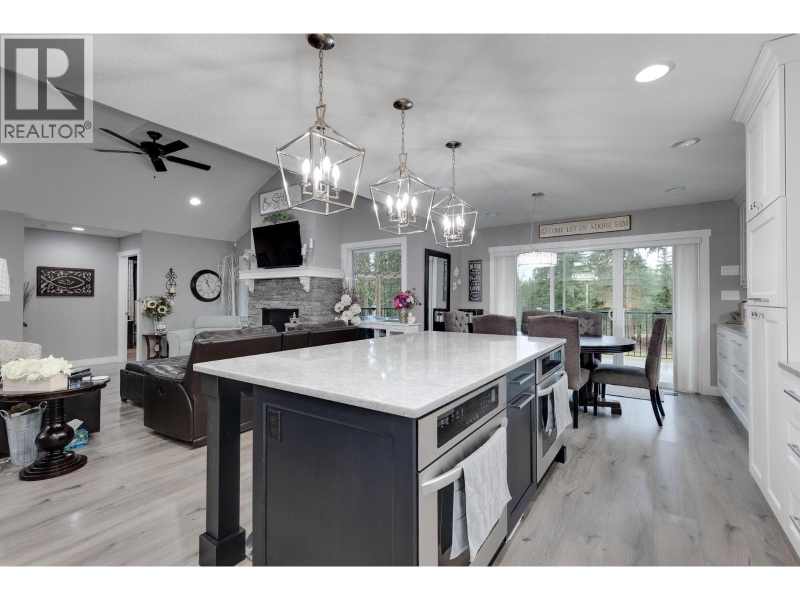 8458 WESTCREST DRIVE, Prince George