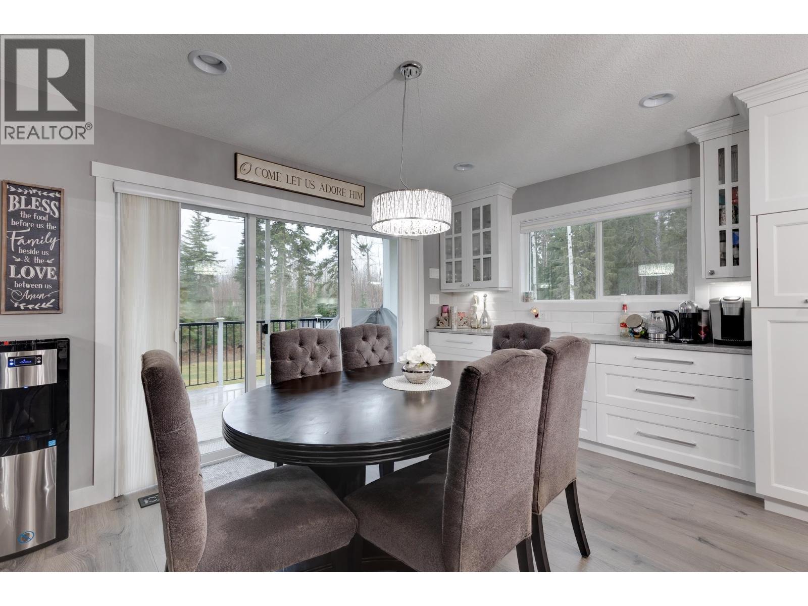 8458 WESTCREST DRIVE - 15
