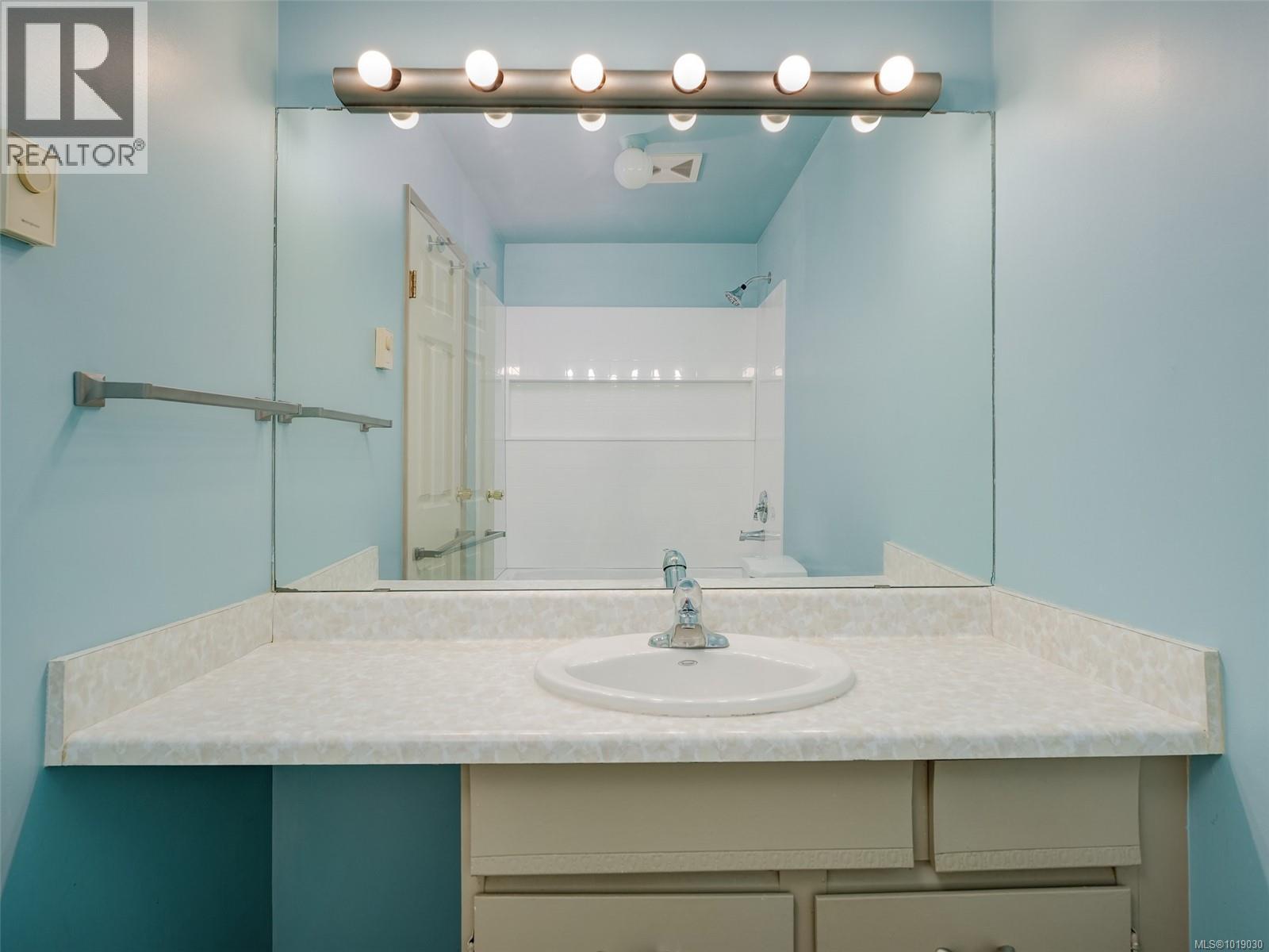 45 3987 Gordon Head Rd, Saanich