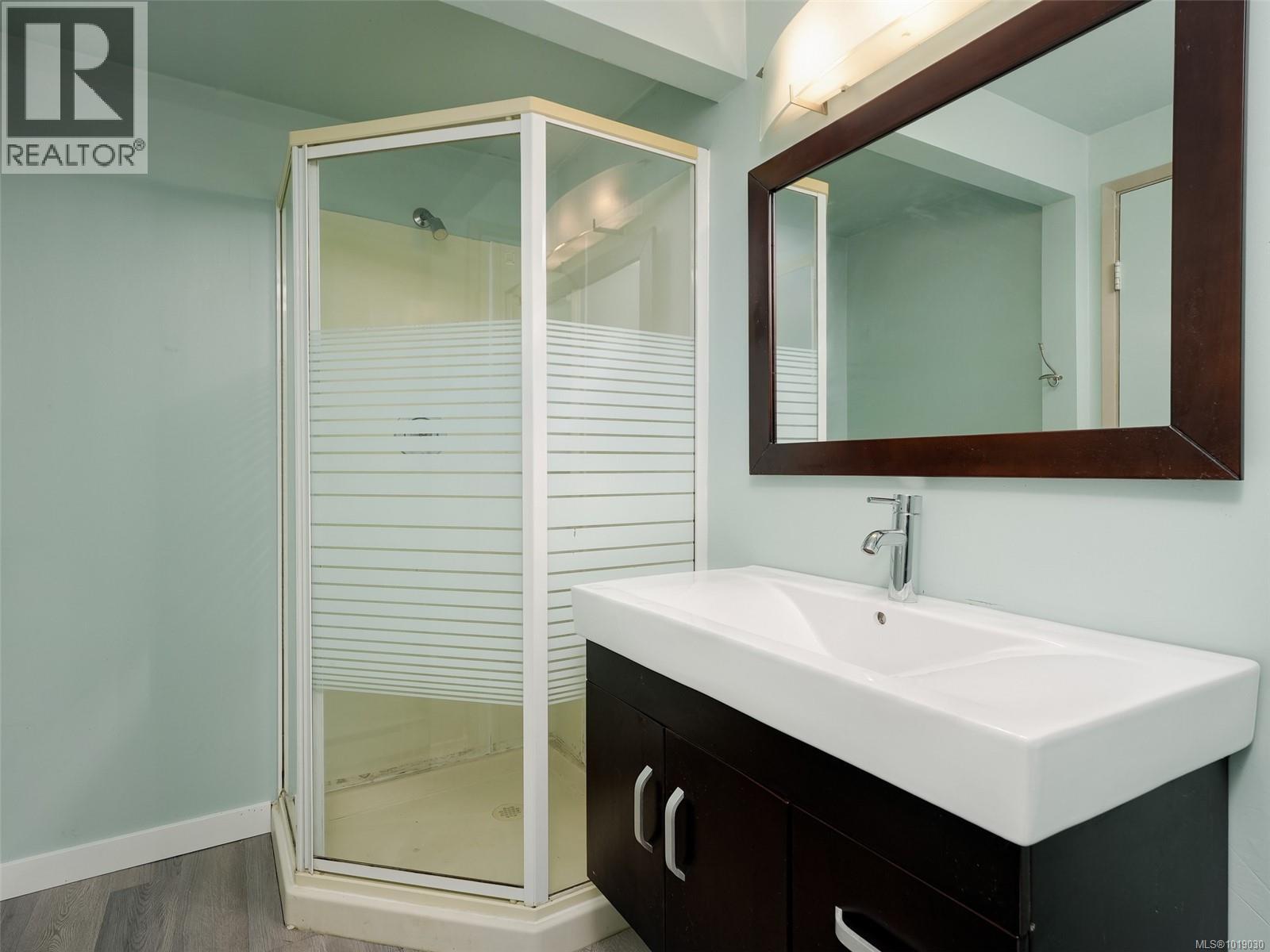 45 3987 Gordon Head Rd, Saanich