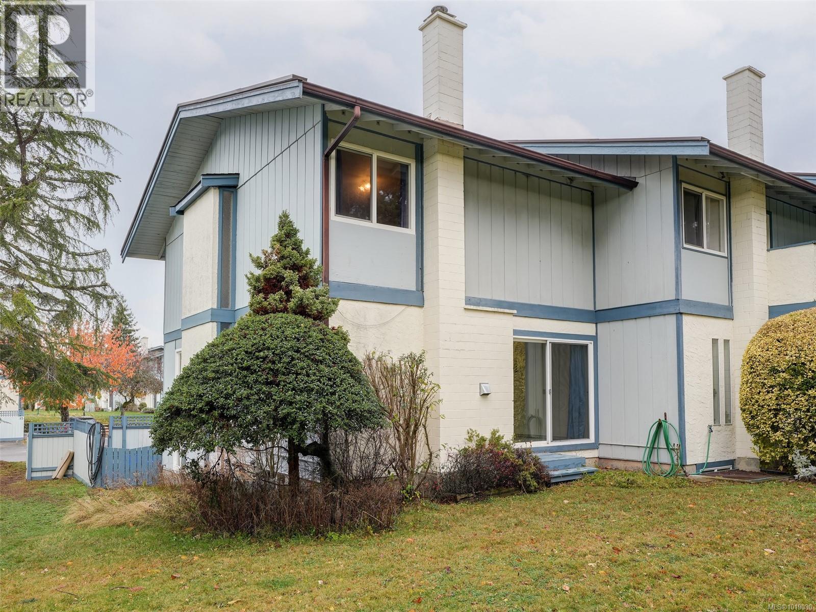 45 3987 Gordon Head Rd, Saanich