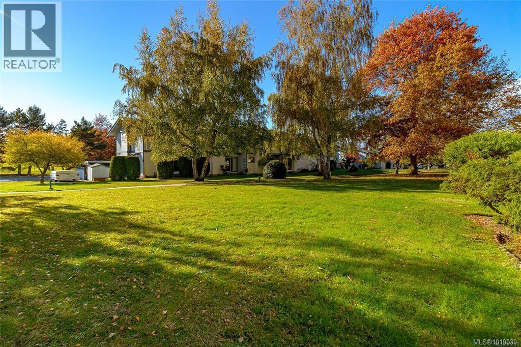 45 3987 Gordon Head Rd, Saanich