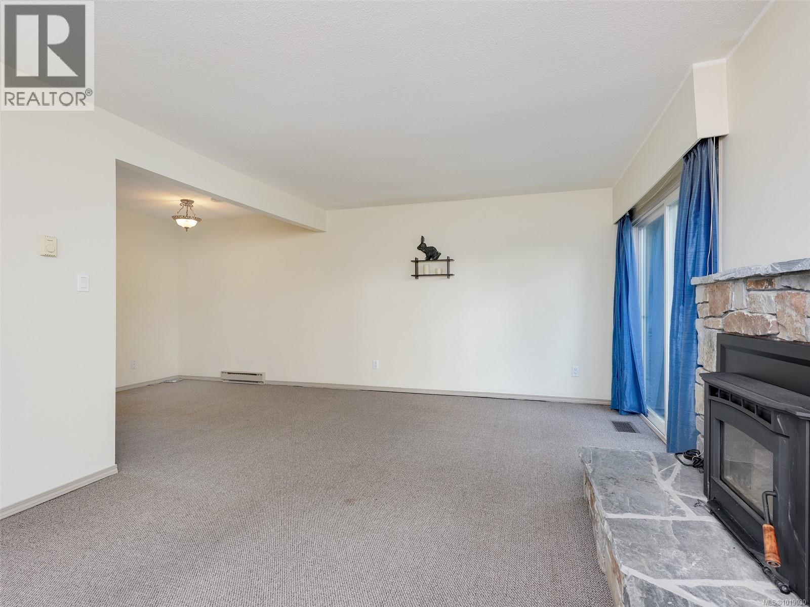 45 3987 Gordon Head Rd, Saanich