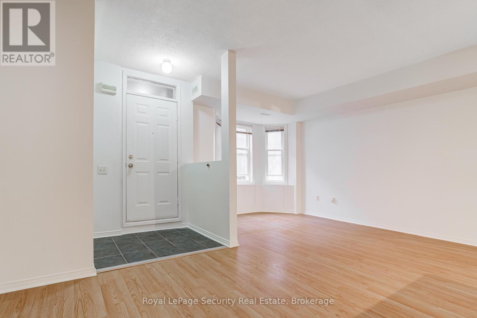 #137 760 LAWRENCE AVENUE W - 9