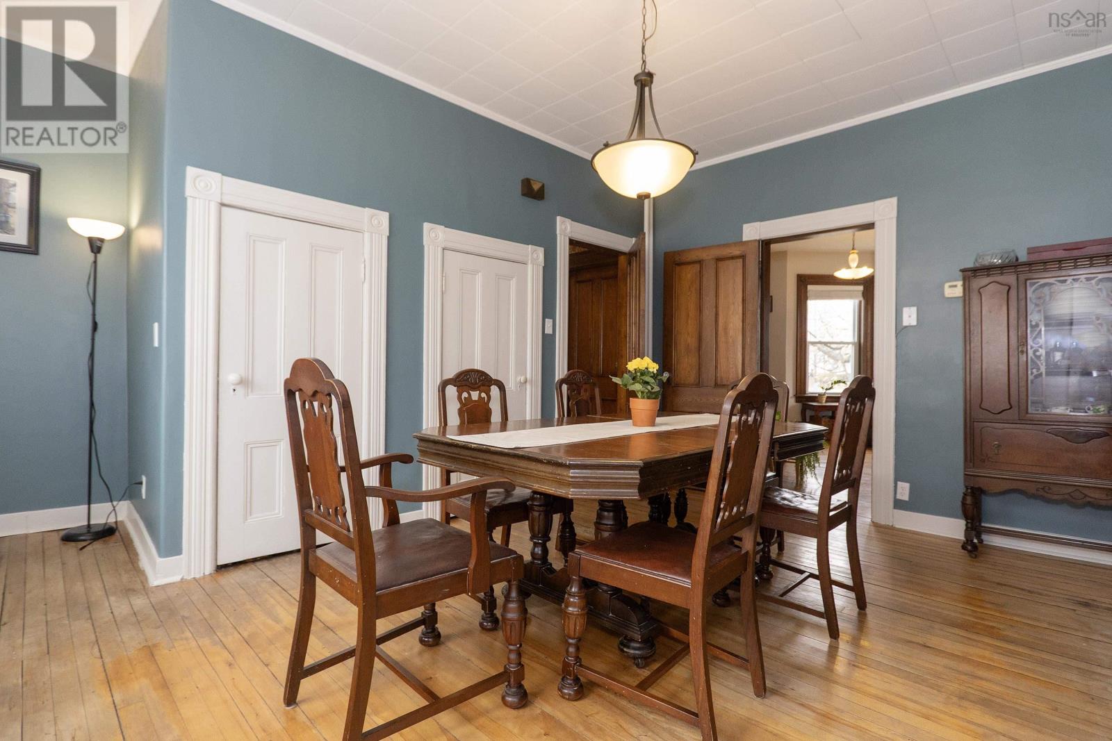 Property 21 of 50 of 41 Prince William Street