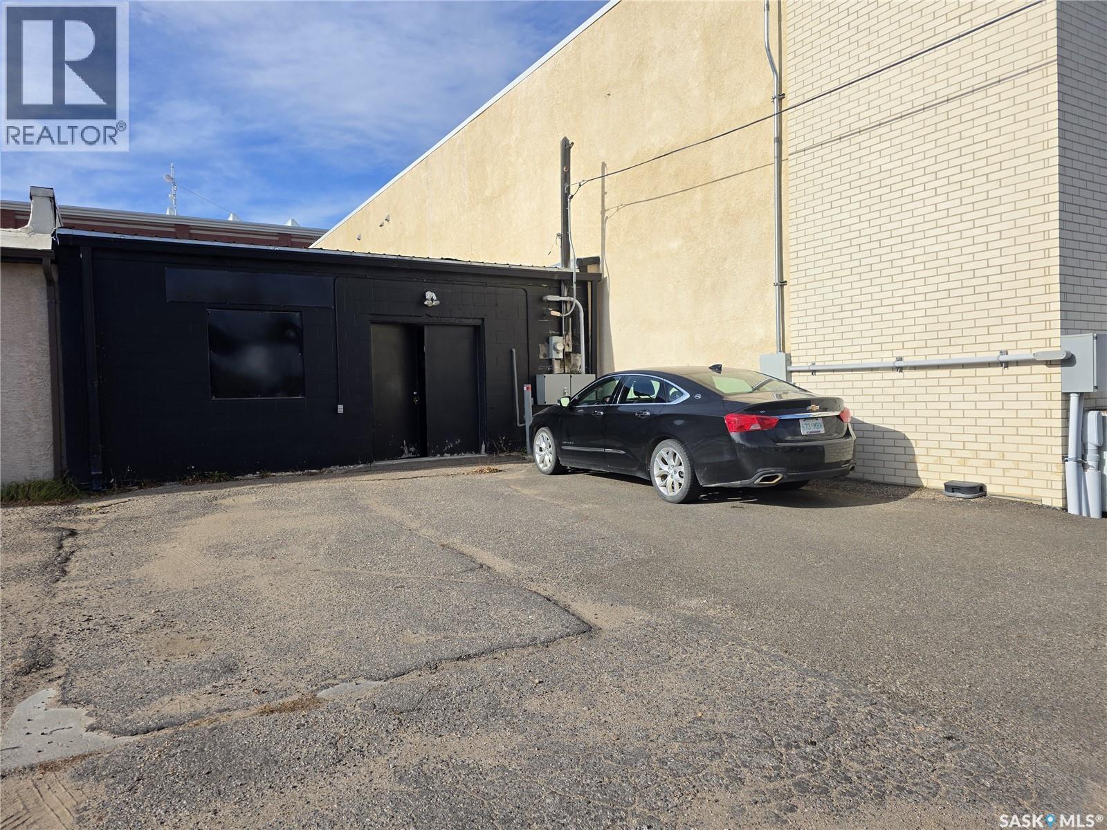 Office for Sale in  st AVENUE NE Swift Current 