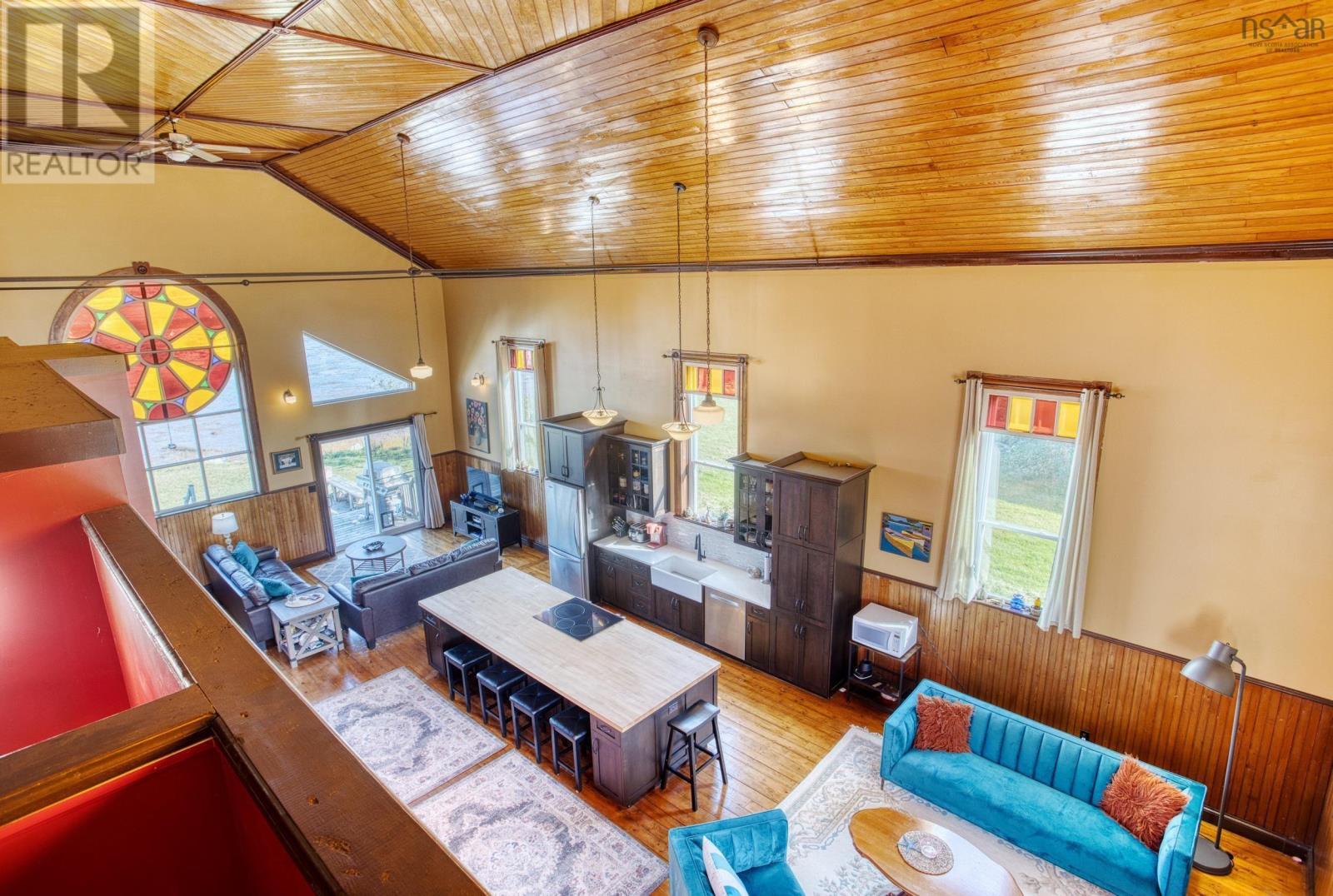 Property 15 of 51 of 13297 Highway 6