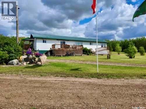 9KM WEST OF MAKWA - 44