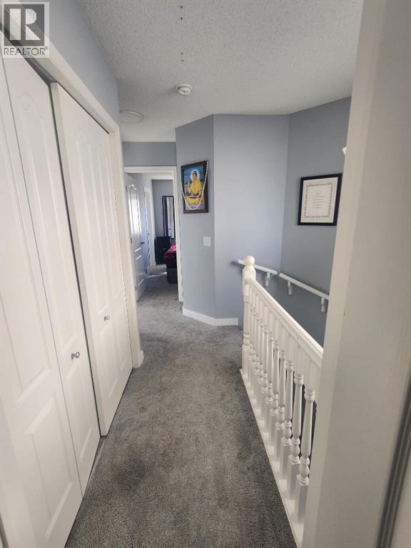 Single Family House for Sale in  TARADALE Drive NE Taradale Calgary 