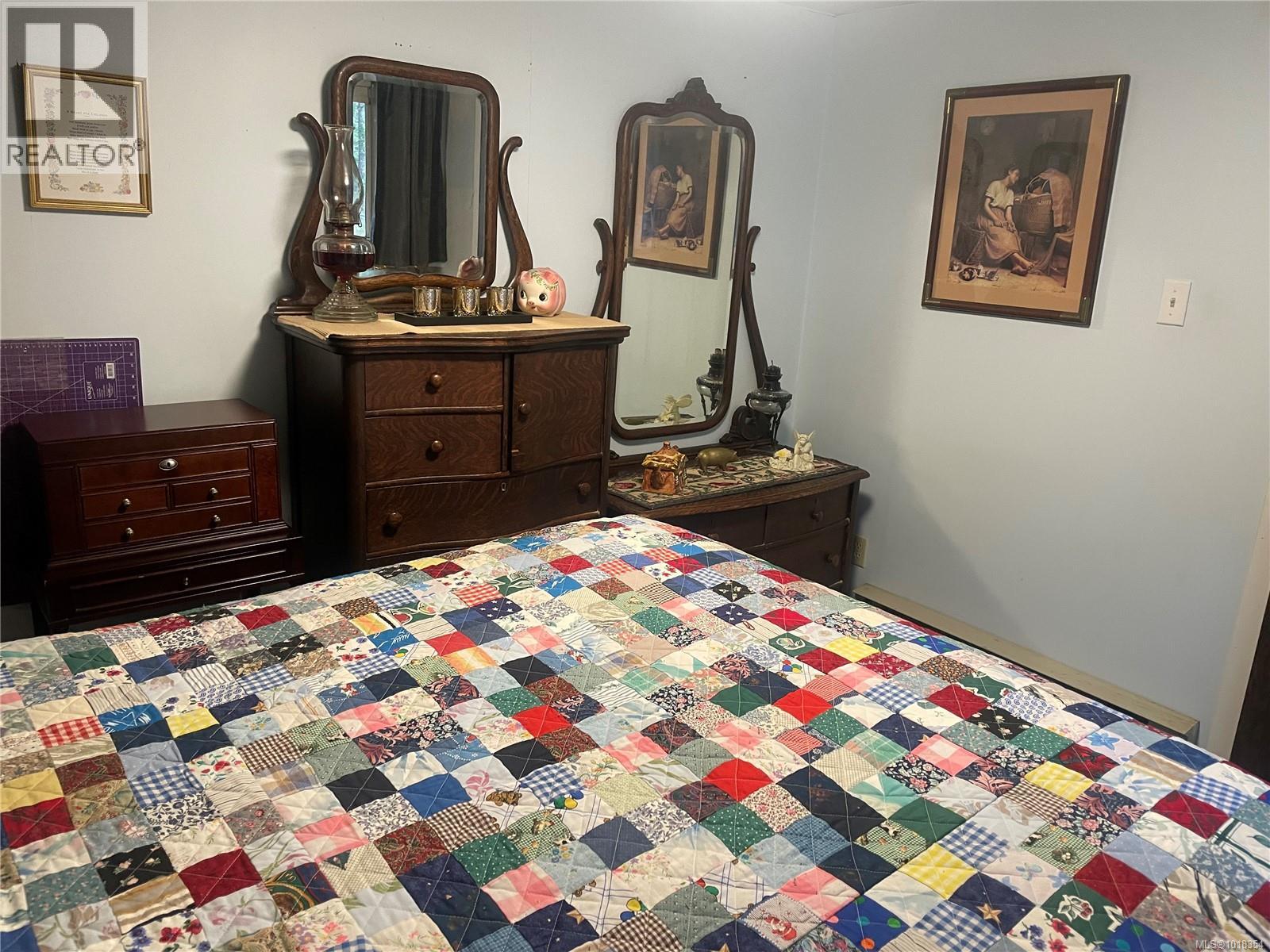 247 Huson Rd, Qualicum Beach