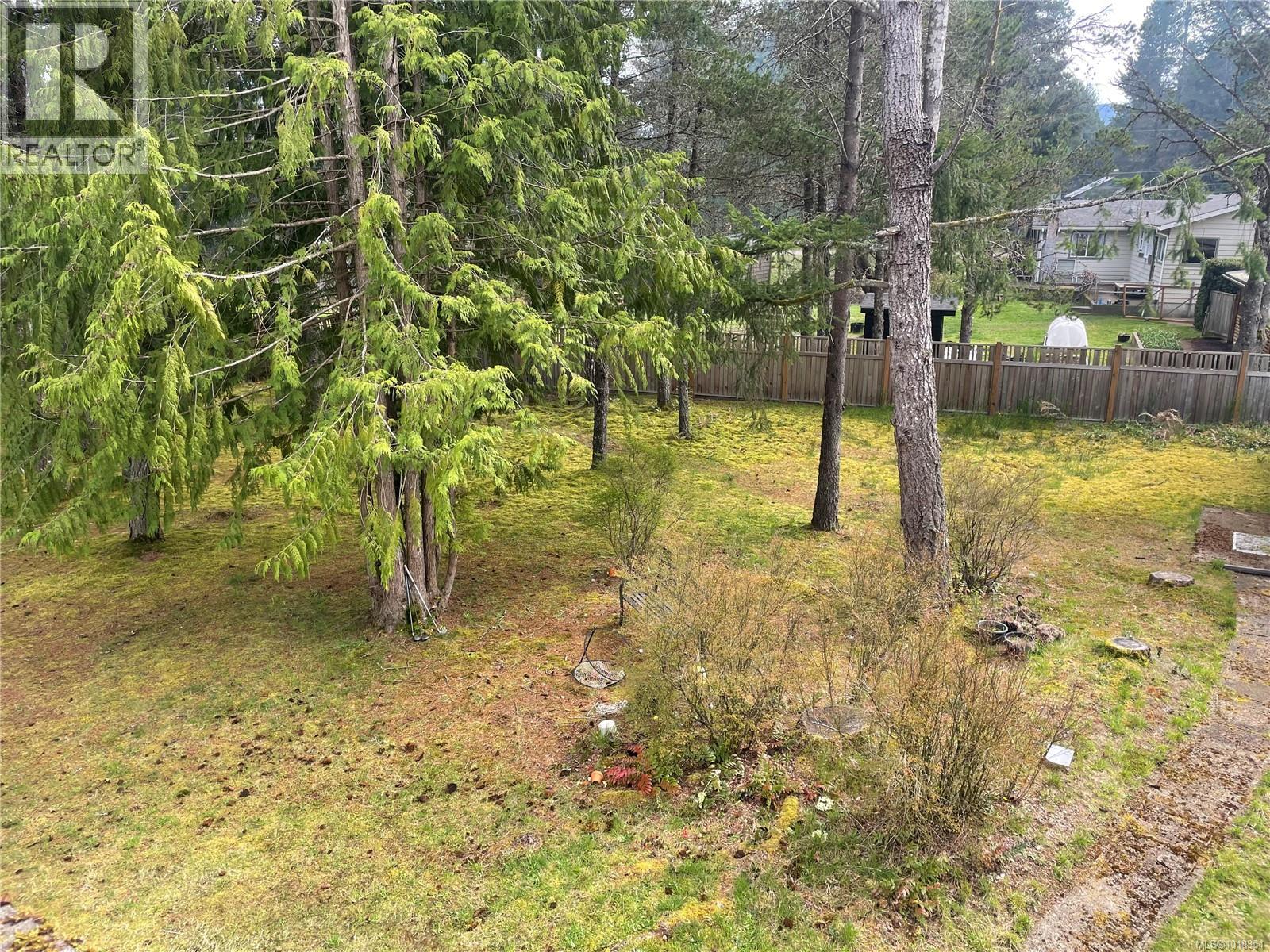 247 Huson Rd, Qualicum Beach