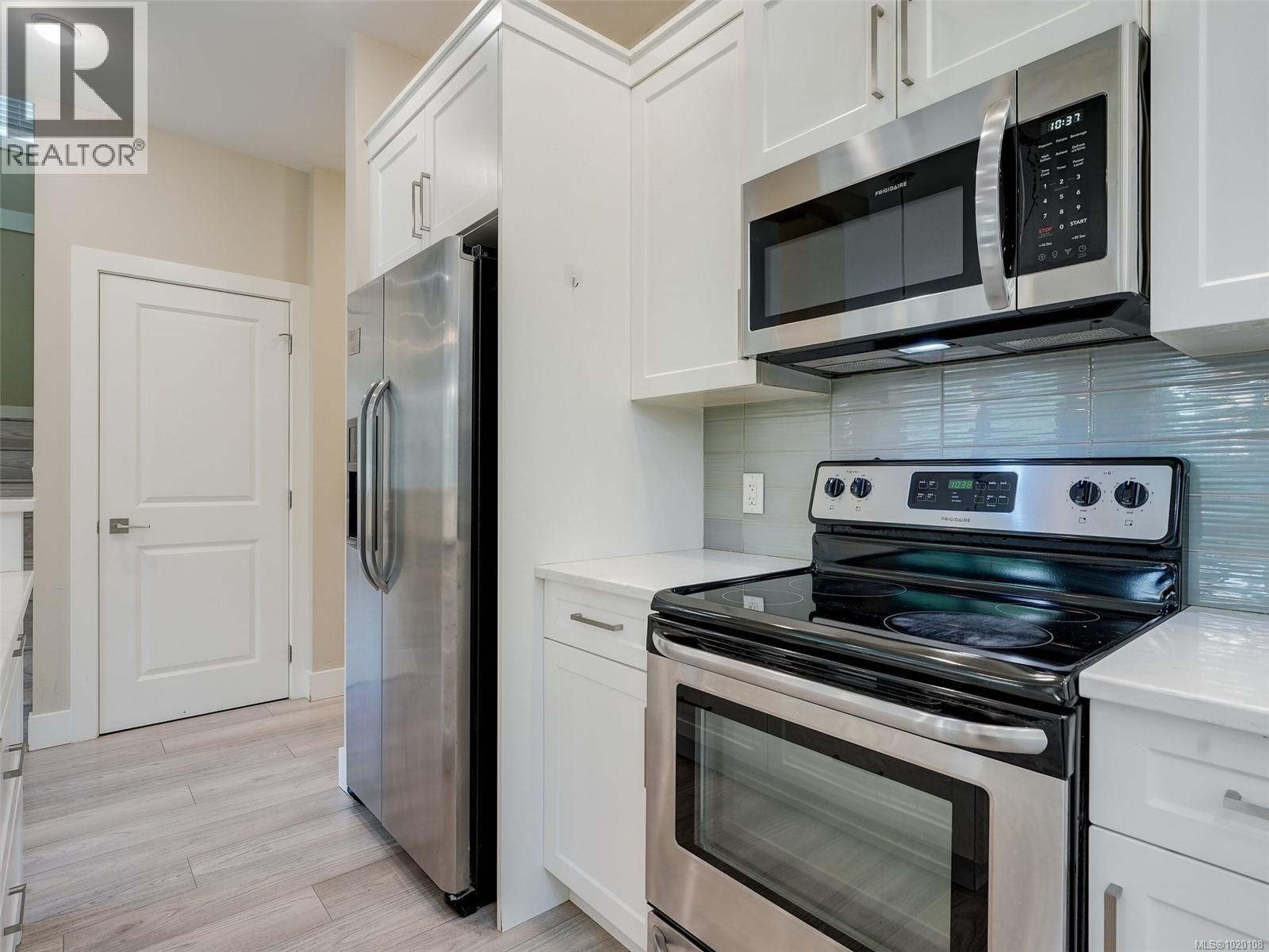 6503 Callumwood Lane, Sooke